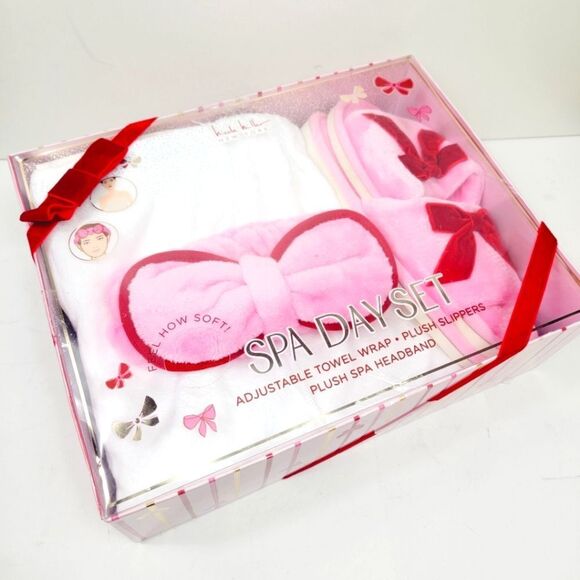 Nicole Miller Self Care Spa Day Set Towel Wrap Slippers Headband NWT - Picture 1 of 7
